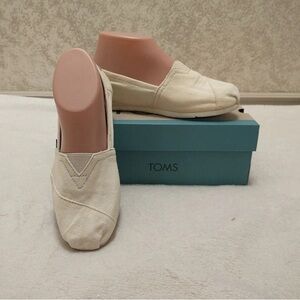 Toms Women's Light Yellow Canvas Loafers